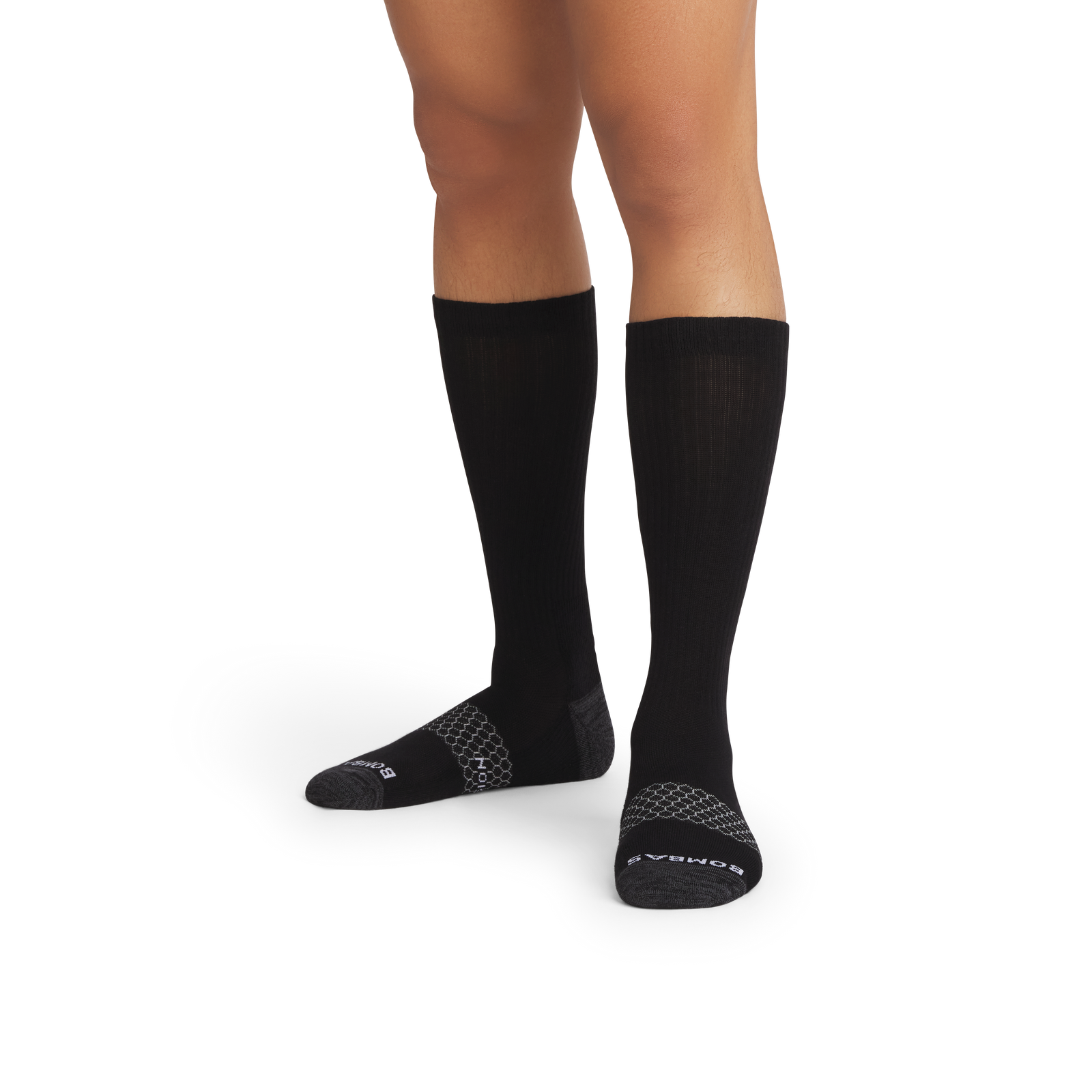 official-bombas::10127-black-adult-male-onmodel-2-transparent.png
