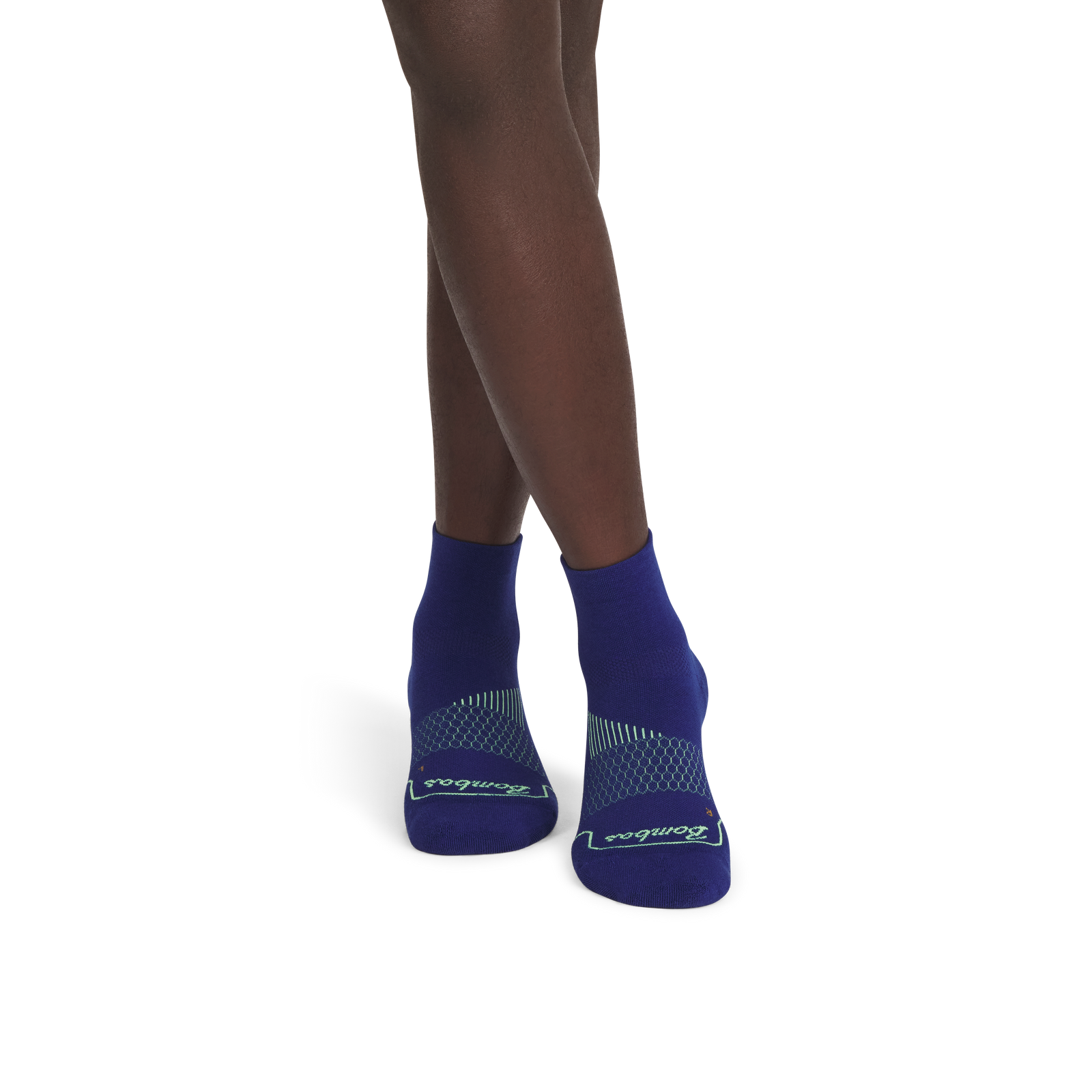 official-bombas::10266-cosmicnight-adult-male-onmodel-2-transparent.png