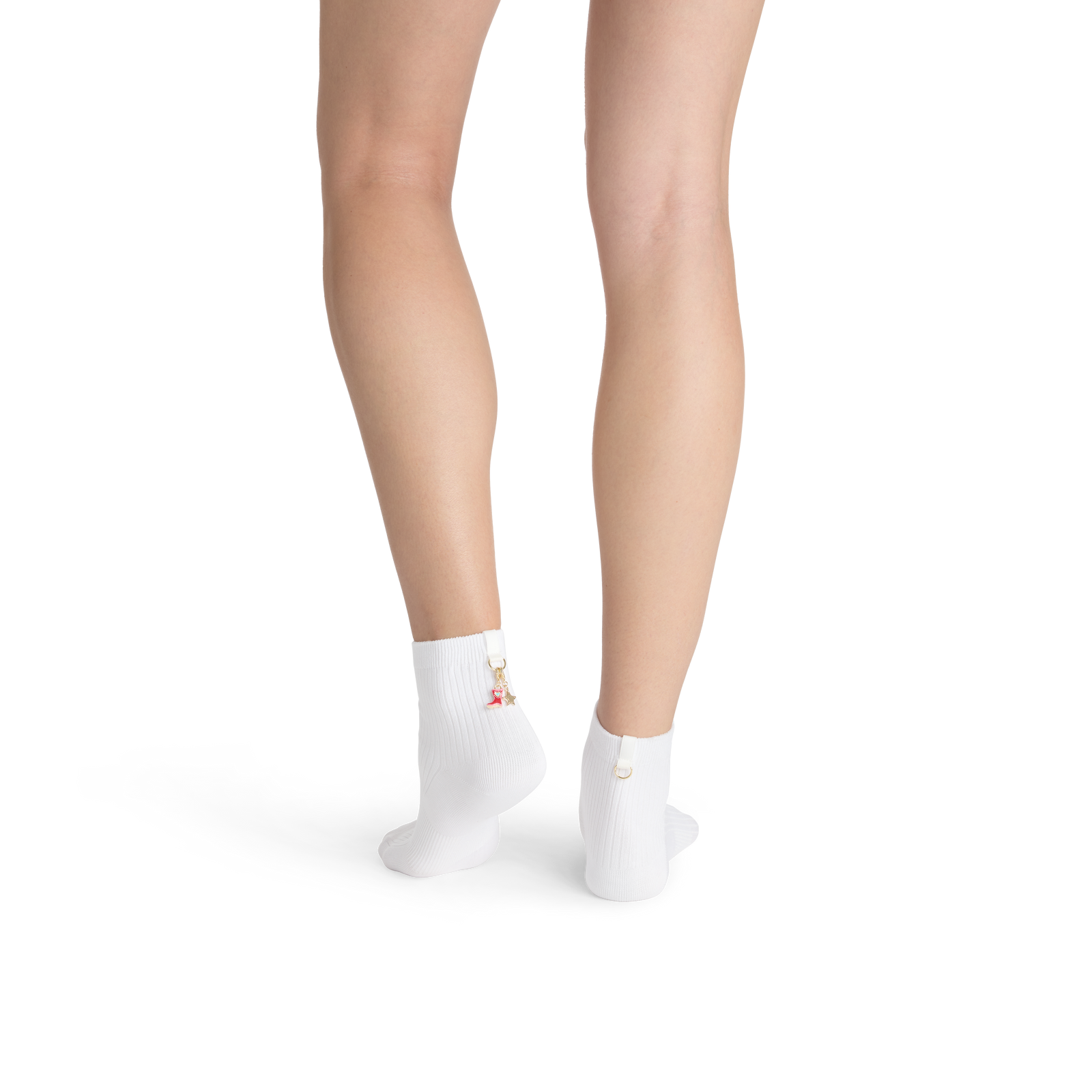 official-bombas::10348-white-adult-female-onmodel-7-transparent-_1_.png