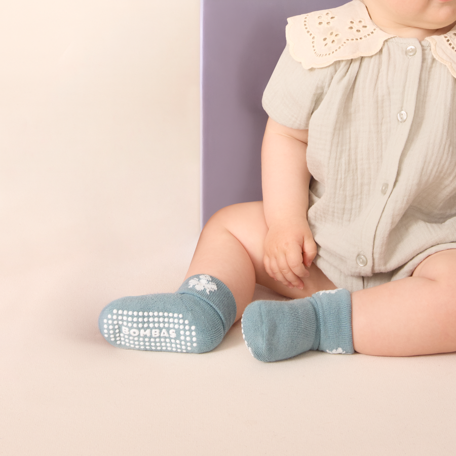 Baby Gripper Sock 4-Pack (6-12 Months) - Easy Studio Cushion