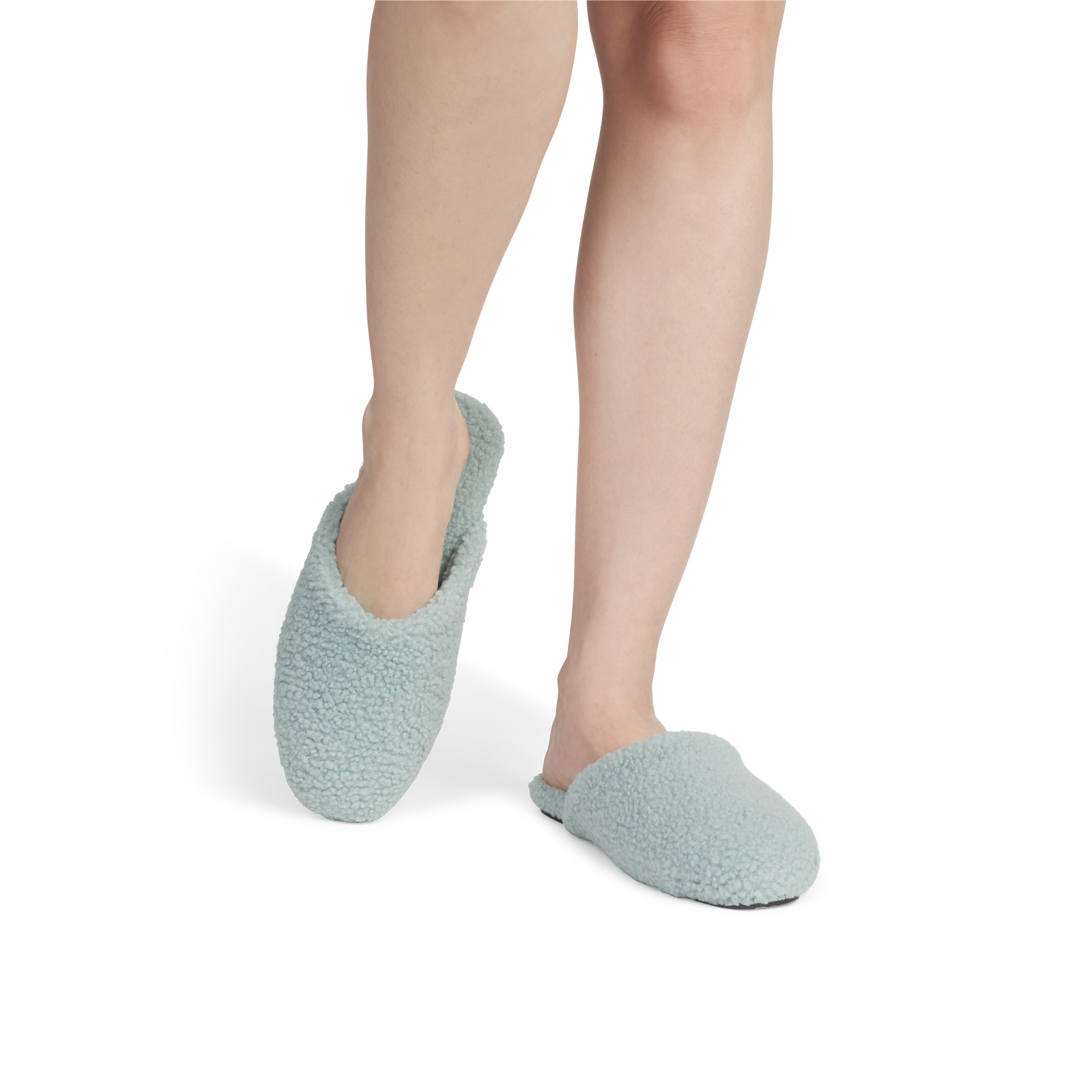 8024-MISTYSKY-Adult-Female-2-transparent