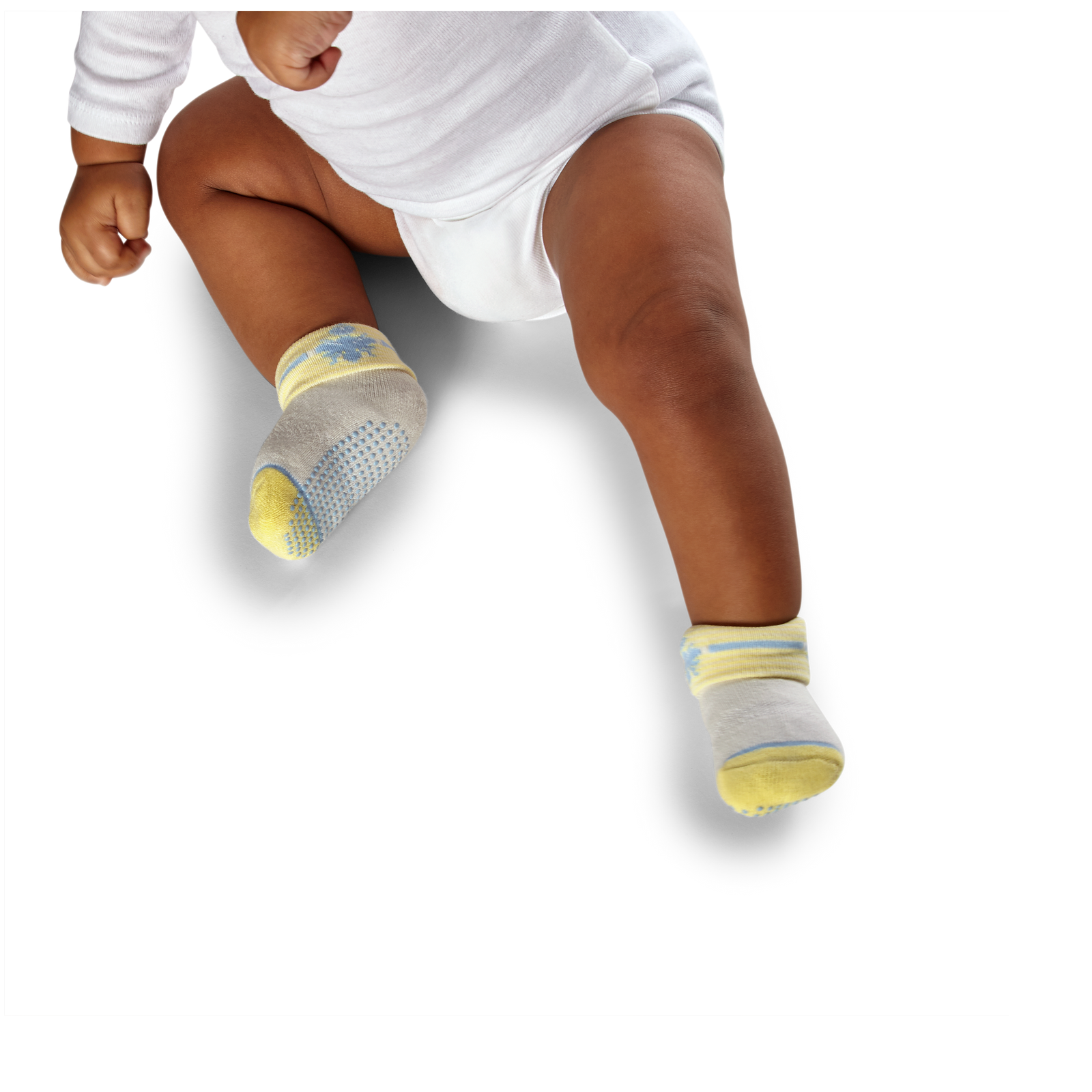 official-bombas::blue-green-mix-onmodel-1-transparent_95eb563f-8117-493f-9e01-27ea0f0bffcf.png